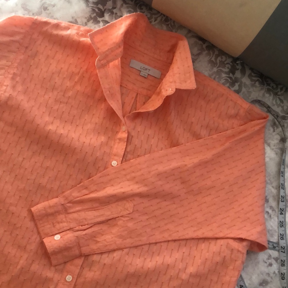 FINAL DAYS-STORE CLOSING Loft Textured Design Camp-Style Blouse